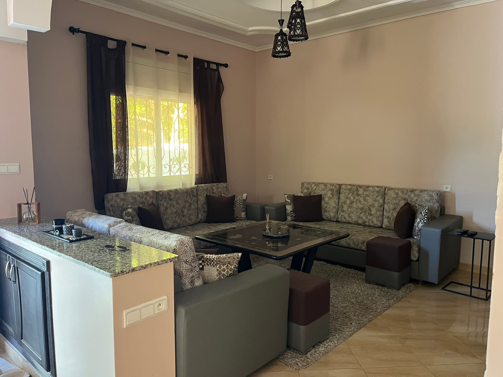 Maison Azur — Living room 3