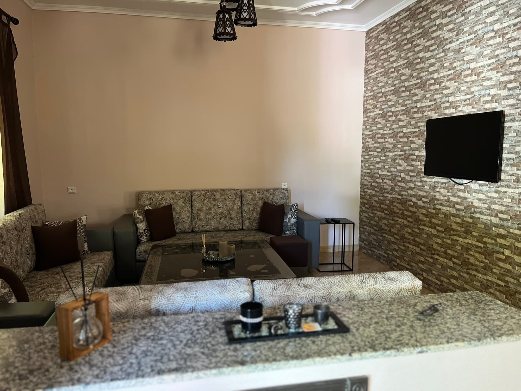 Maison Azur — Living room 5