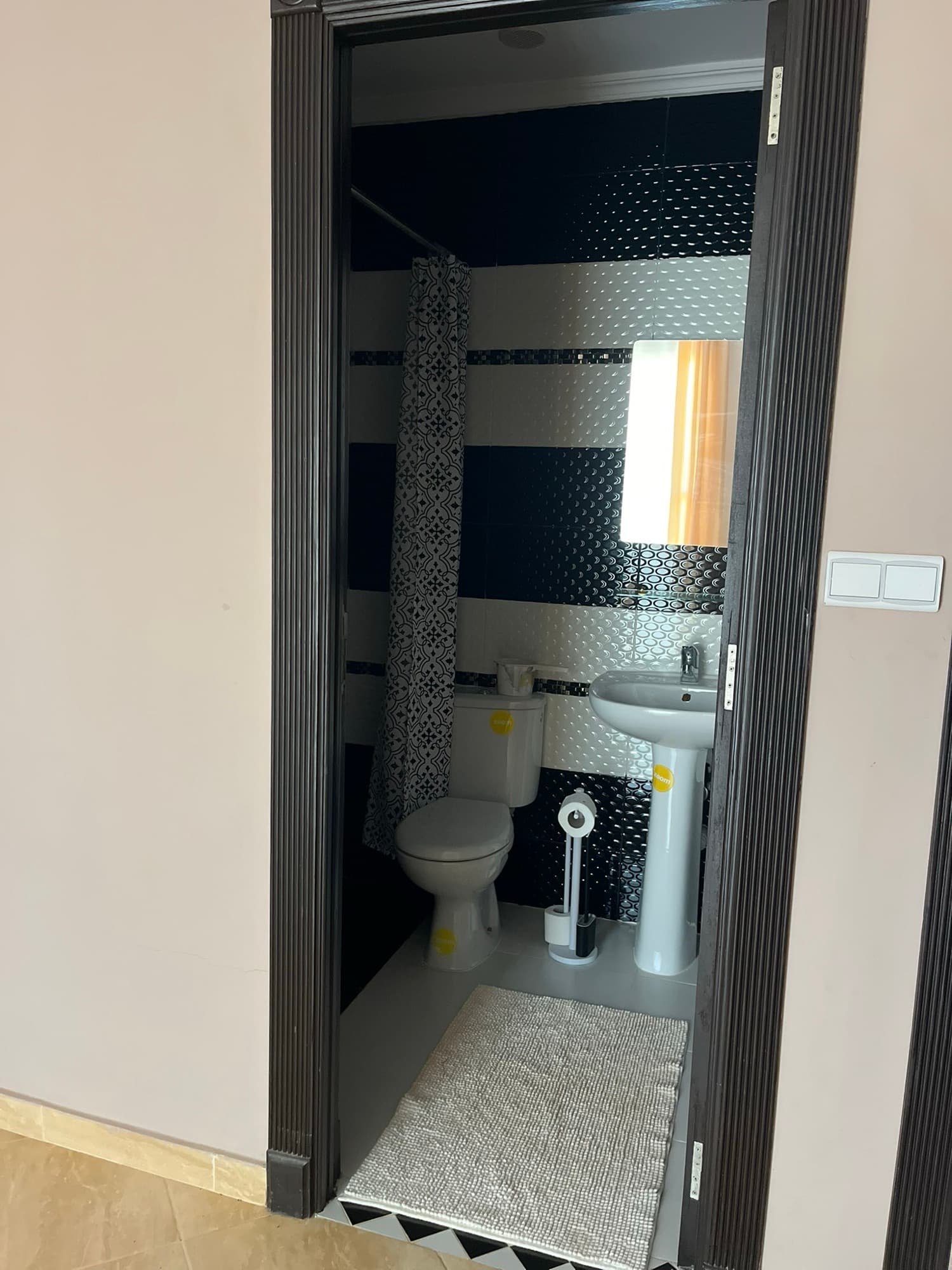 Maison Olivier — Bathroom 1
