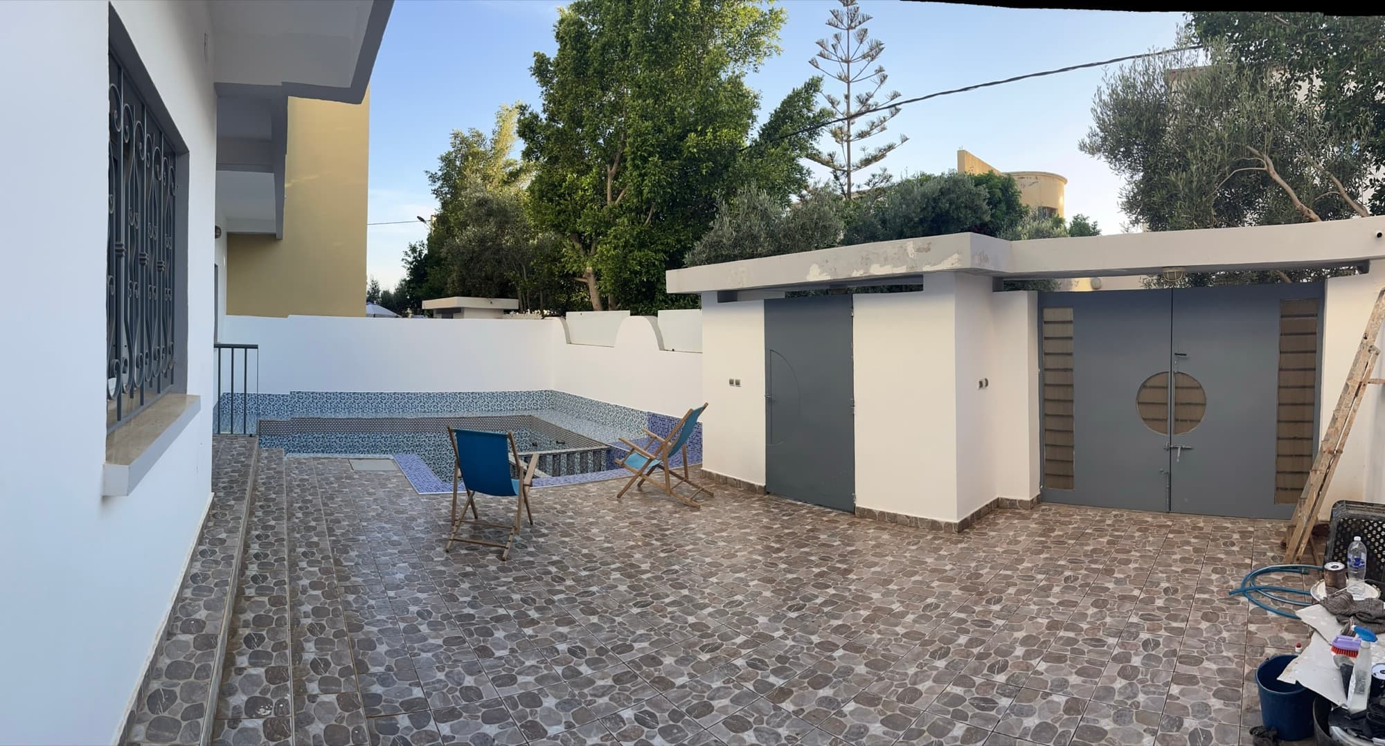 Maison Olivier — Garden 1